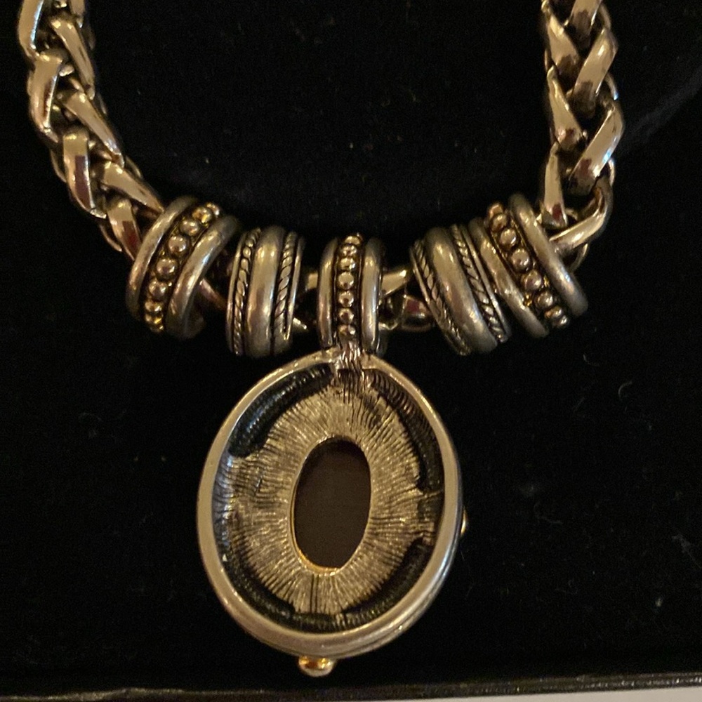 Elegant Silver Rope Chain Semi Precious stone Pendent Necklace - Picture 5 of 5